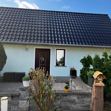 Holiday home Haus 1 Uckeritz